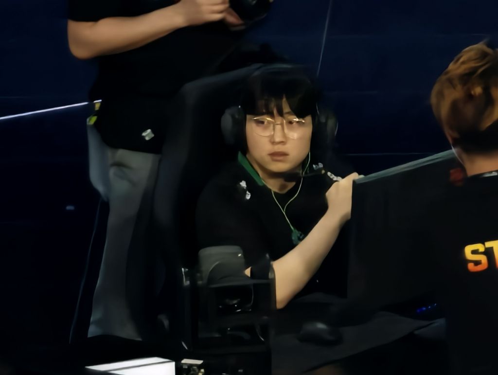 《守望先锋》最佳指挥官！探秘总决赛MVP级主辅助